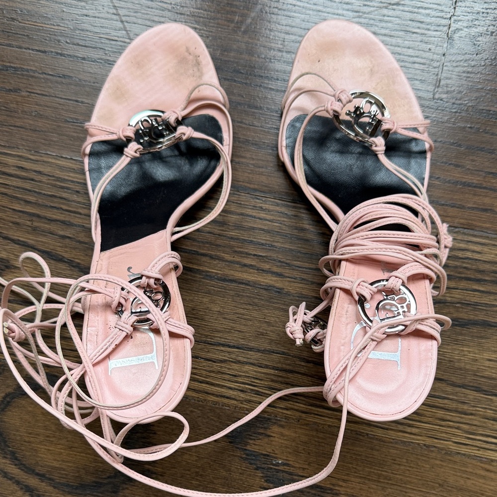 CHRISTIAN DIOR Sexy Vintage Pink Strappy Sandal Heel Silver Medallions Size 9 - Picture 3 of 13